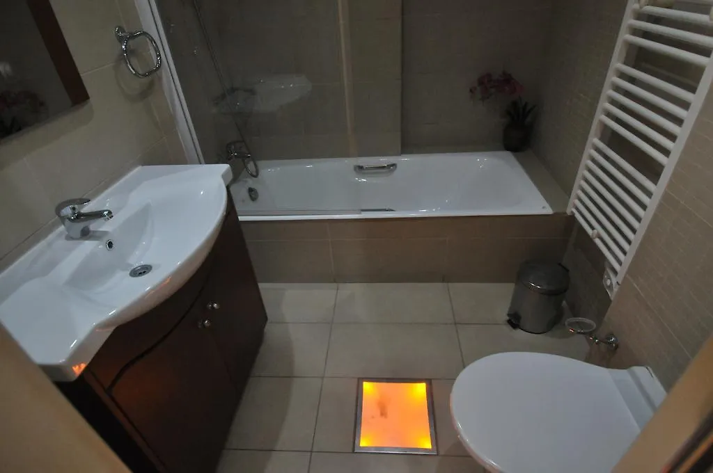 Ithaki Phinikoudes Apartment No. 105 Larnaca